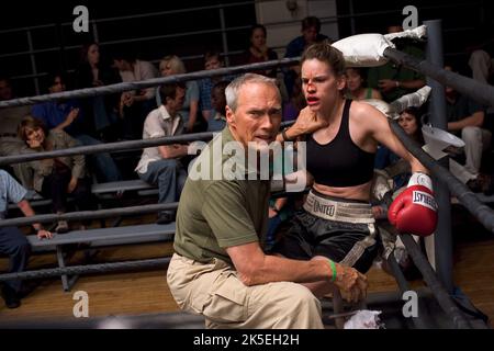 CLINT EASTWOOD, Hilary Swank, MILLION DOLLAR BABY, 2004 Stockfoto