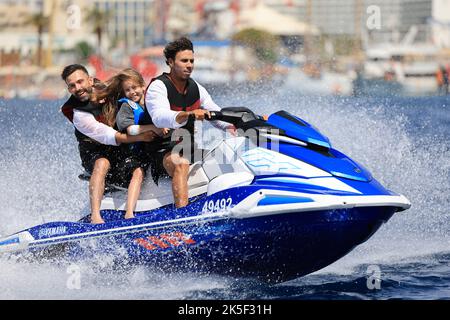 Wassersport, Jet-Ski fahren Eilat, Israel - 27. September 2022 Stockfoto