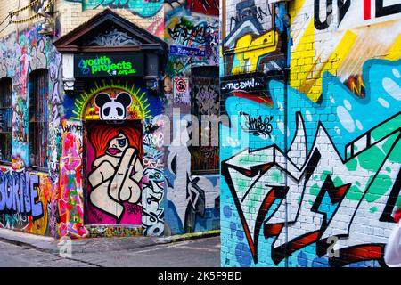 Bunte Straßenkunst auf der Hosier Lane - Melbourne, Victoria, Australien Stockfoto