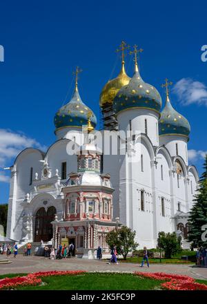 Kathedrale der Heiligen Dreifaltigkeit Sergius Lavra, erbaut 1585, Sergiev Posad, Russland Stockfoto