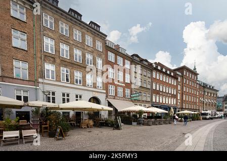 Kopenhagen, Dänemark. Oktober 2022. Blick auf die typischen Häuser im Stadtzentrum. Stockfoto