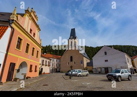 Kleine antike Stadt Rozmberk nad Vltavou, Tschechische Republik. Stockfoto