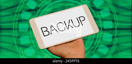 Schreiben mit Anzeige von Text Backup. Wort, das auf den Prozess geschrieben wurde und wichtige Informationen vor dem Verlust schützt Stockfoto