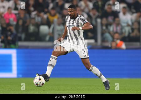 Turin, Italien, 5.. Oktober 2022. Gleison Bremer von Juventus während des UEFA Champions League-Spiels im Allianz-Stadion in Turin. Bildnachweis sollte lauten: Jonathan Moscrop / Sportimage Stockfoto