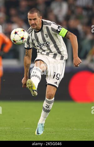 Turin, Italien, 5.. Oktober 2022. Leonardo Bonucci von Juventus während des UEFA Champions League-Spiels im Allianz-Stadion in Turin. Bildnachweis sollte lauten: Jonathan Moscrop / Sportimage Stockfoto