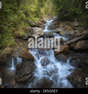 Wasserfall im Naturpark Comapedrosa in Andorra Stockfoto