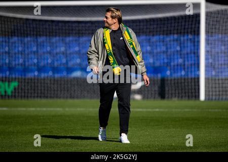 London, Großbritannien. 08. Oktober 2022. Australien Cheftrainer Tony Gustavsson vor dem Internationalen Freundschaftsspiel zwischen Australien und Südafrika auf Kingsmeadow in London, England. (Liam Asman/SPP) Quelle: SPP Sport Press Photo. /Alamy Live News Stockfoto