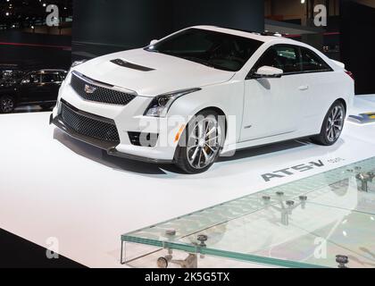 CHICAGO, IL/USA - 12. FEBRUAR 2015: 2015 Cadillac ATS-V Car, Chicago Auto Show (CAS). Stockfoto