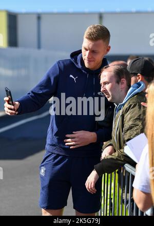 Plymouth, Großbritannien. 08. Oktober 2022. Der Plymouth Argyle Mittelfeldspieler Sam Cosgrove (16) kommt während des Sky Bet League 1-Spiels Plymouth Argyle gegen Accrington Stanley im Home Park, Plymouth, Großbritannien, 8.. Oktober 2022 (Foto von Stanley Kasala/News Images) in Plymouth, Großbritannien am 10/8/2022. (Foto von Stanley Kasala/News Images/Sipa USA) Quelle: SIPA USA/Alamy Live News Stockfoto