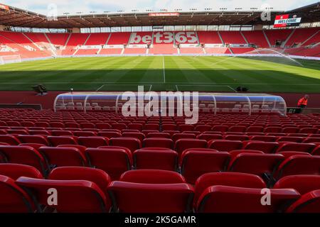 Stoke on Trent, Großbritannien. 08. Oktober 2022. Innenansicht des Stadions bet365 vor dem Sky Bet Championship-Spiel Stoke City gegen Sheffield United im bet365 Stadium, Stoke-on-Trent, Großbritannien, 8.. Oktober 2022 (Foto von Conor Molloy/News Images) in Stoke-on-Trent, Großbritannien am 10/8/2022. (Foto von Conor Molloy/News Images/Sipa USA) Quelle: SIPA USA/Alamy Live News Stockfoto