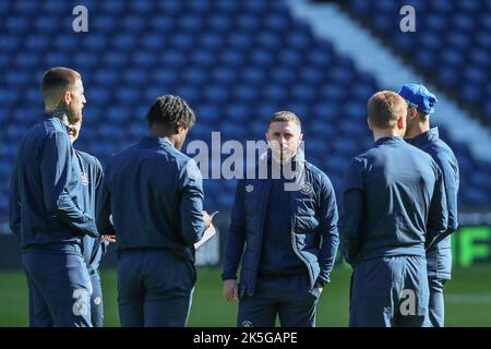 West Bromwich, Großbritannien. 08. Oktober 2022. Spieler von Luton Town kommen vor dem Sky Bet Championship Spiel West Bromwich Albion gegen Luton Town im Hawthorns, West Bromwich, Großbritannien, 8.. Oktober 2022 (Foto von Gareth Evans/News Images) in West Bromwich, Großbritannien am 10/8/2022. (Foto von Gareth Evans/News Images/Sipa USA) Quelle: SIPA USA/Alamy Live News Stockfoto