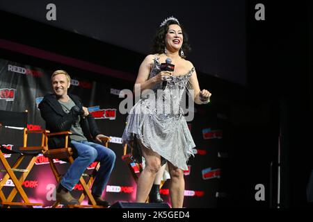 Jennifer Tilly auf der Bühne der „Chucky“-Saison 2: Cast Conversation und exklusives Sneak Peek Panel während der New York Comic Con 2022 am 07. Oktober 2022 in Ne Stockfoto