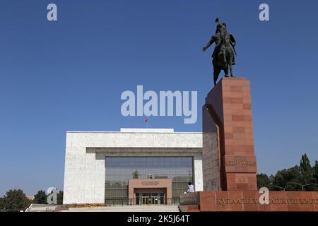 State Historical Museum und Manas Statue, Ala-too Square, Bishkek, Bishkek City Region, Kirgisistan, Zentralasien Stockfoto