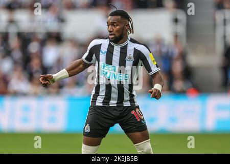 Newcastle, Großbritannien. 08. Oktober 2022. Allan Saint-Maximin #10 von Newcastle United während des Premier League-Spiels Newcastle United gegen Brentford im St. James's Park, Newcastle, Großbritannien, 8.. Oktober 2022 (Foto von Mark Cosgrove/News Images) in Newcastle, Großbritannien am 10/8/2022. (Foto von Mark Cosgrove/News Images/Sipa USA) Quelle: SIPA USA/Alamy Live News Stockfoto