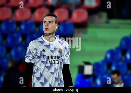 GETAFE, SPANIEN - 8. OKTOBER: Andriy Lunin von Real Madrid CF beim Spiel zwischen Getafe CF und Real Madrid CF von La Liga Santander am 8. Oktober 2022 im Coliseum Alfonso Pérez in Getafe, Spanien. (Foto von Samuel Carreño/ PX Images) Stockfoto