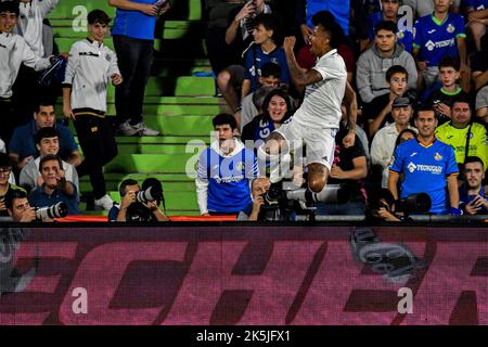 GETAFE, SPANIEN - 8. OKTOBER: Éder Militao von Real Madrid CF beim Spiel zwischen Getafe CF und Real Madrid CF von La Liga Santander am 8. Oktober 2022 im Coliseum Alfonso Pérez in Getafe, Spanien. (Foto von Samuel Carreño/ PX Images) Stockfoto