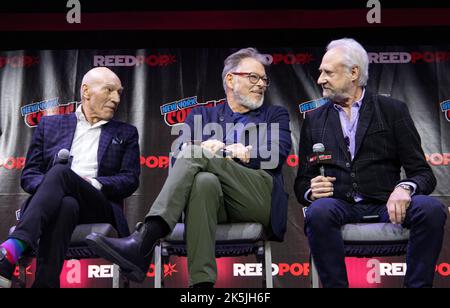 New York, USA. 08. Oktober 2022. Cast-Mitglieder von Paramount Plus's Syar Trek Picard-Panel am NYCC. Veronica Bruno/Alamy Stockfoto