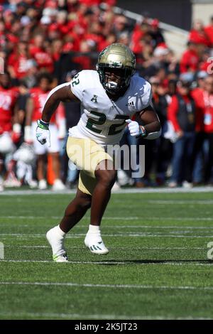 Cincinnati, Ohio, USA. 8. Oktober 2022. South Florida Bulls RB K'Wan Powell während eines NCAA-Fußballspiels zwischen den Cincinnati Bearcats und den Indiana Hoosiers im Nippert Stadium in Cincinnati, Ohio. Kevin Schultz/CSM/Alamy Live News Stockfoto