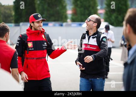 GIOVINAZZI Antonio (ita), Scuderia Ferrari F1-75 Reserve- und Testfahrer, KUBICA Robert (pol), Alfa Romeo F1 Team ORLEN C42, Aktion während des Formel 1 Honda Grand Prix von Japan 2022, 18. Lauf der FIA Formel 1-Weltmeisterschaft 2022 vom 7. Bis 9. Oktober, 2022 auf der Suzuka International Racing Course, in Suzuka, Präfektur Mie, Japan - Foto: Dppi/DPPI/LiveMedia Stockfoto