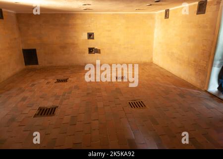 Dachau, Deutschland - 4. Juli 2011 : Gedenkstätte Konzentrationslager Dachau. Nazi-Konzentrationslager von 1933 bis 1945. Gaskammer verkleidet als Dusche r Stockfoto
