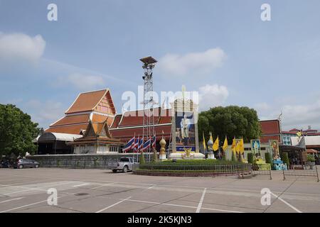 Tempelkomplex, Wat Phanan Choeng, Ayutthaya Historical Park, gelegen am Ostufer des Chao Phraya Flusses Stockfoto