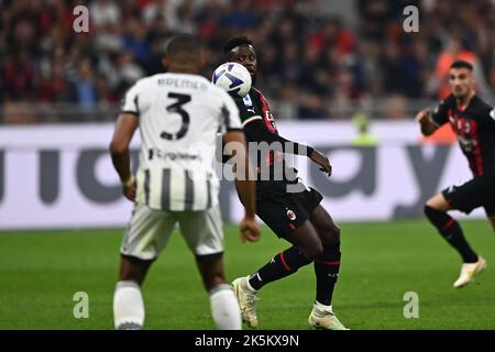 Divock Origi (Mailand) Während des "Serie A"-Spiels zwischen Mailand 2-0 Juventus im Giuseppe Meazza Stadium am 8. Oktober 2022 in Mailand, Italien. (Foto von Maurizio Borsari/AFLO) Stockfoto