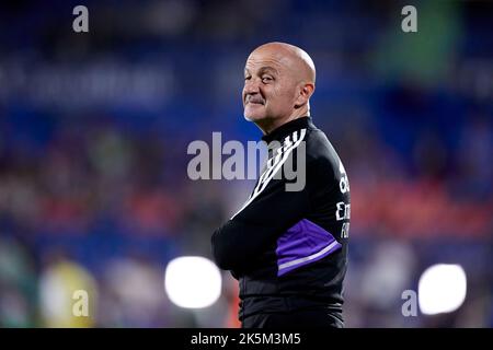 MADRID, SPANIEN - 08. OKTOBER: Antonio Pintus von Real Madrid CF blickt auf das Spiel der La Liga Santander zwischen Getafe CF und Real Madrid CF am 08. Oktober 2022 im Coliseum Alfonso Perez in Madrid, Spanien. Quelle: Ricardo Larreina/AFLO/Alamy Live News Stockfoto