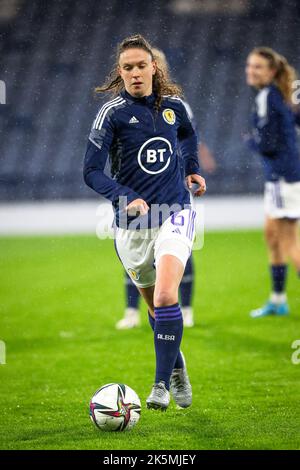 Kelly Clark, fotografiert im Hampden Park während eines Aufwärm- und Trainingseinrichtens vor dem FIFA Womens World Cup Spiel gegen Österreich Stockfoto