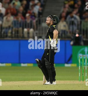 Optus Stadium, Perth, Australien. 9. Oktober 2022. T20 international Cricket Australia versus England; Matthew Wade of Australia Credit: Action Plus Sports/Alamy Live News Stockfoto