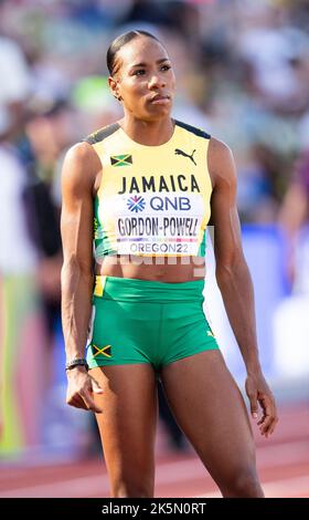 Chrisann Gordon-Powel aus Jamaika tritt bei den 800m Damen-Läufen bei den Leichtathletik-Weltmeisterschaften, Hayward Field, Eugene, Oregon, USA, am 21 an Stockfoto