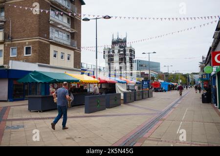 Lokaler Markt im Zentrum der Neustadt von Corby Stockfoto