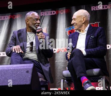 New York, USA. 08. Oktober 2022. Cast-Mitglieder von Paramount Plus's Syar Trek Picard-Panel am NYCC. Veronica Bruno/Alamy Stockfoto