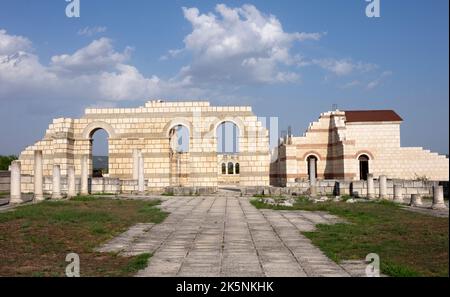 Pliska, die erste Hauptstadt des ersten bulgarischen Reiches im Mittelalter, ist heute eine kleine Stadt in der bulgarischen Provinz Shumen Stockfoto