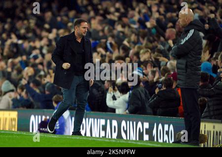 Everton-Manager Frank Lampard feiert das erste Tor des Spiels während des Spiels in der Premier League im Goodison Park, Liverpool. Bilddatum: Sonntag, 9. Oktober 2022. Stockfoto