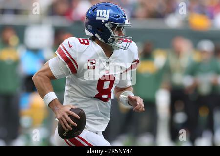 London, Großbritannien. 9.. Oktober 2022; Tottenham Hotspur Stadium. Tottenham, London, England; NFL UK Football, New York Giants versus Greenbay Packers: New York Giants Quarterback Daniel Jones (8) Credit: Action Plus Sports Images/Alamy Live News Stockfoto