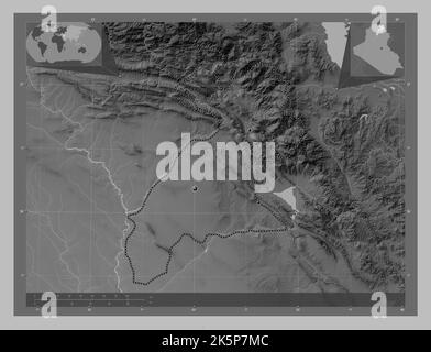 Arbil, Provinz Irak. Höhenkarte in Graustufen mit Seen und Flüssen. Standorte der wichtigsten Städte der Region. Karten für zusätzliche Eckposition Stockfoto