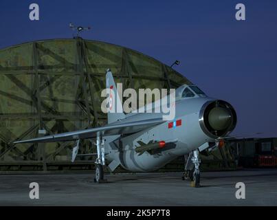 Letzter Nachtshooting im Cornwall Aviation Heritage Centre vor seiner Schließung am 31. 2022. Oktober Stockfoto