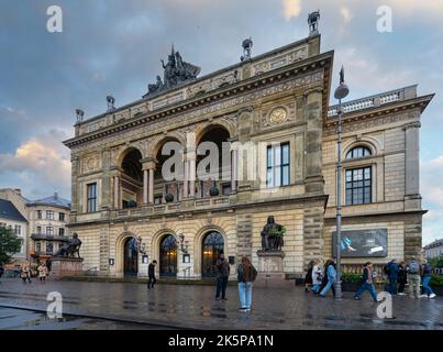 Kopenhagen, Dänemark. Oktober 2022. Die Fassade des Königlichen Theaterpalastes im Stadtzentrum Stockfoto