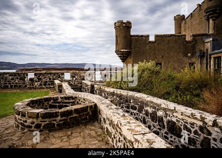 Das Dunvegan Castle auf der Isle of Skye, Schottland, Großbritannien Stockfoto