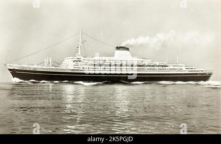 Der berühmte, luxuriöse Transatlantikliner Leonardo da Vinci segelt auf einer Kreuzfahrt Stockfoto