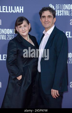 Heidi Thomas und Stephen McGann bei der Allelujah-Premiere im Rahmen des BFI London Film Festival 66. in Paris, Frankreich am 09. Oktober 2022. Foto von Aurore Marechal/ABACAPRESS.COM Stockfoto