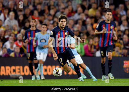 Barcelona, Spanien. 09. Oktober 2022. FC BARCELONA gegen RC CELTA 9,2022. Oktober Marcos Alonso (17) vom FC Barcelona während des Spiels zwischen FC Barcelona und RC Celta, das dem achten Tag der La Liga Santander im Spotify Camp Nou in Barcelona, Spanien, entspricht. Kredit: Rosdemora/Alamy Live Nachrichten Stockfoto