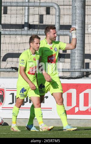 Laurent Depoitre von Gent feiert am Sonntag, dem 09. Oktober 2022, in Eupen, am 11. Tag der ersten Division der belgischen Meisterschaft 2022-2023, nach einem Treffer bei einem Fußballspiel zwischen KAS Eupen und KAA Gent. BELGA FOTO BRUNO FAHY Stockfoto