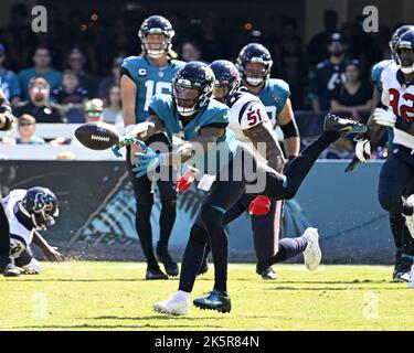 Jacksonville Jaguars wide receiver Zay Jones (7) runs during an NFL  football game against the Washington Commanders, Sunday, Sept. 11, 2022 in  Landover. (AP Photo/Daniel Kucin Jr Stock Photo - Alamy