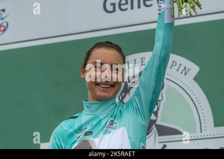 Genf, Schweiz. 9. Oktober 2022. Genf Schweiz, 10/09/2022: Ashleigh Moolman Pasio aus Südafrika von SD Worx Team Women gewinnt die Tour de Romandie der Frauen (Foto: © Eric Dubost/Pacific Press via ZUMA Press Wire) Stockfoto