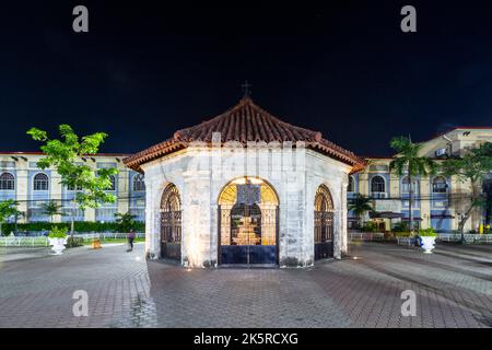 Das Magellan-Kreuz, an dem Ferdinand Magellan vermutlich das Kreuz gepflanzt hat, als er in Cebu, Philippinen, ankam Stockfoto