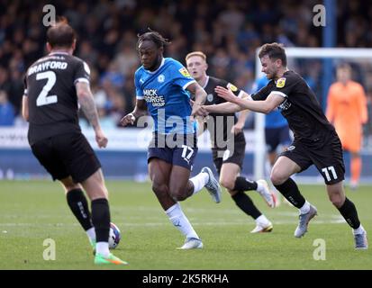 Peterborough, Großbritannien. 08. Oktober 2022. Ricky Jade-Jones (PU) beim Angriff auf das Spiel Peterborough United gegen Burton Albion, EFL League One, im Weston Homes Stadium, Peterborough, Cambridgeshire. Kredit: Paul Marriott/Alamy Live Nachrichten Stockfoto