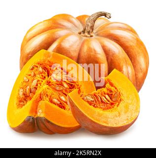 Orangefarbene runde Kürbis- und Kürbisscheiben isoliert auf weißem Hintergrund. Stockfoto
