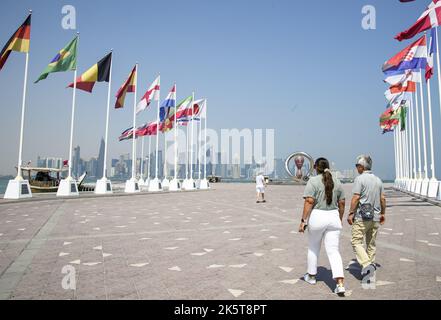 2022-10-05 11:44:31 Foto aufgenommen am 05. Oktober 2022. Gesamtansicht einer FIFA Fußball-Weltmeisterschaft 2022 Katar Countdown-Uhr in Doha - Katar. Vor der FIFA-Fußballweltmeisterschaft 2022. niederlande aus - belgien aus Stockfoto