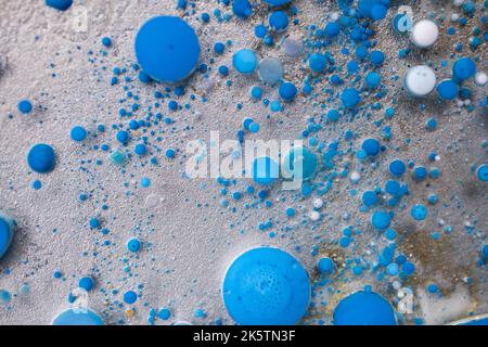 Bunte Helle Blasen Öl Schöne Farbe Universum Farbe Bewegen Mehrfarbig. Weltraumuniversum, Quantenphysik. Fantastische Hypnotische Oberfläche. Stockfoto